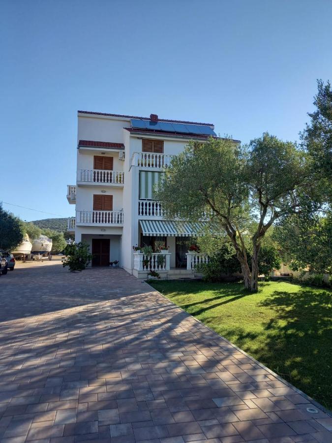 Apartments Emanuela Sukošan Εξωτερικό φωτογραφία